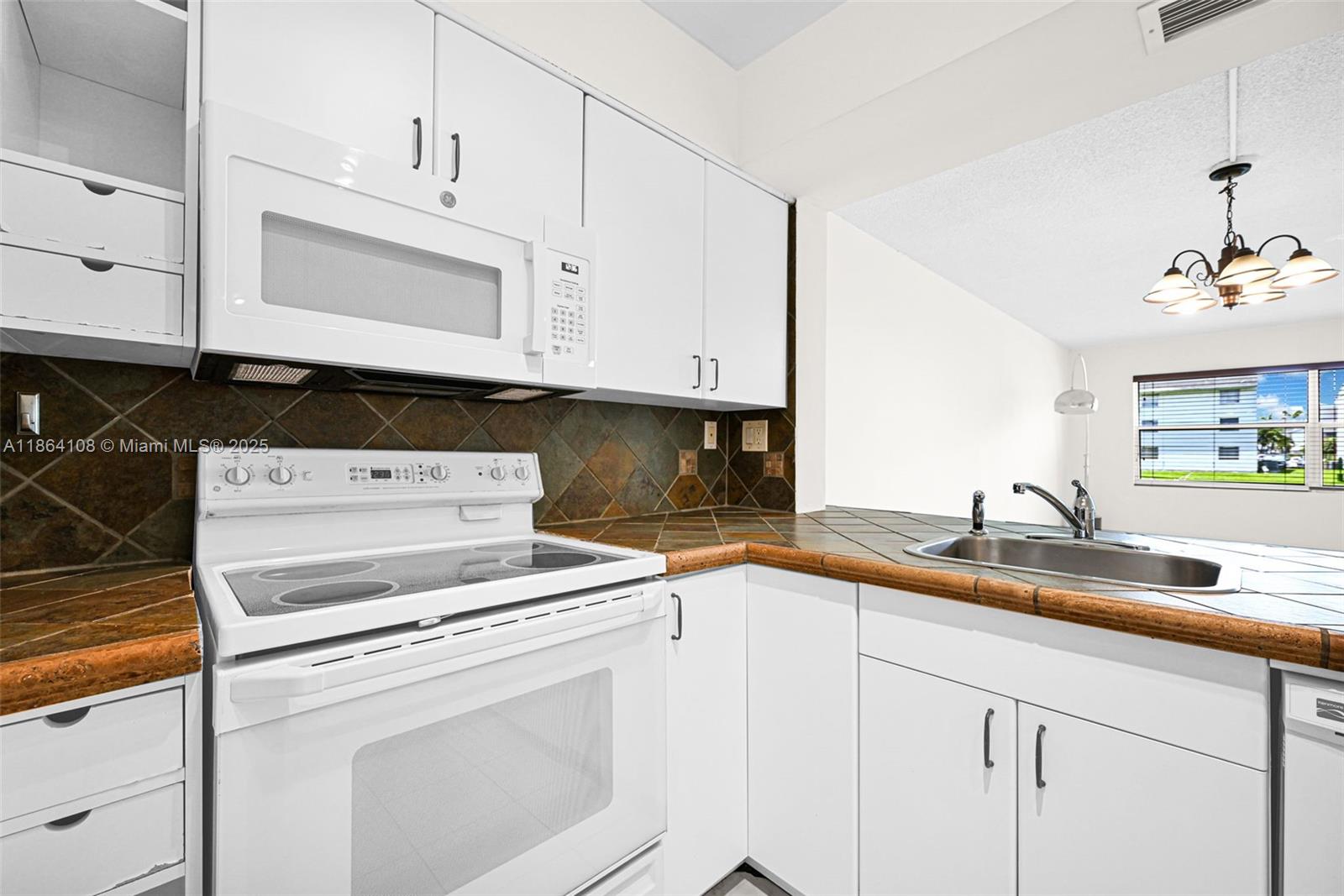 8420 SW 154th Cir Ct 512