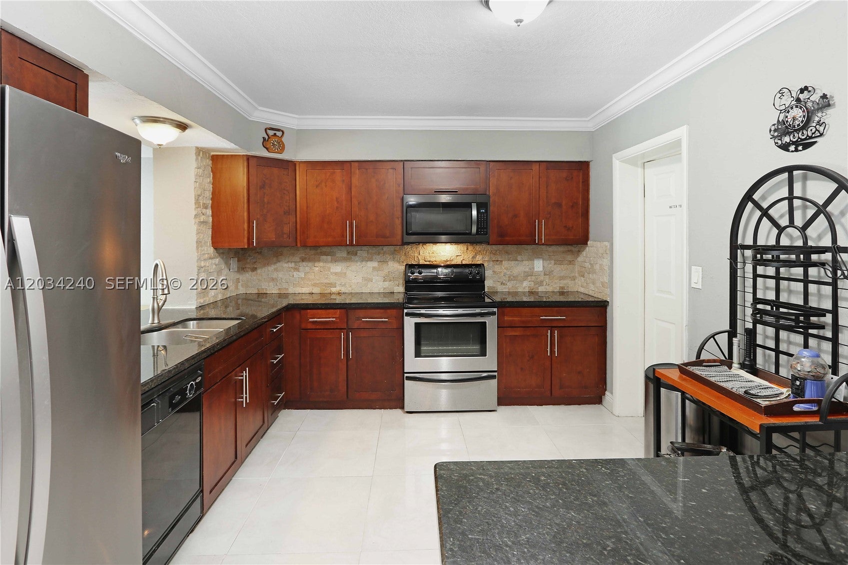 1324 Washington St, Hollywood, FL, 33019, USA, 3 Bedrooms Bedrooms, ,3 BathroomsBathrooms,Residential,Active,1324 Washington St,A12034240