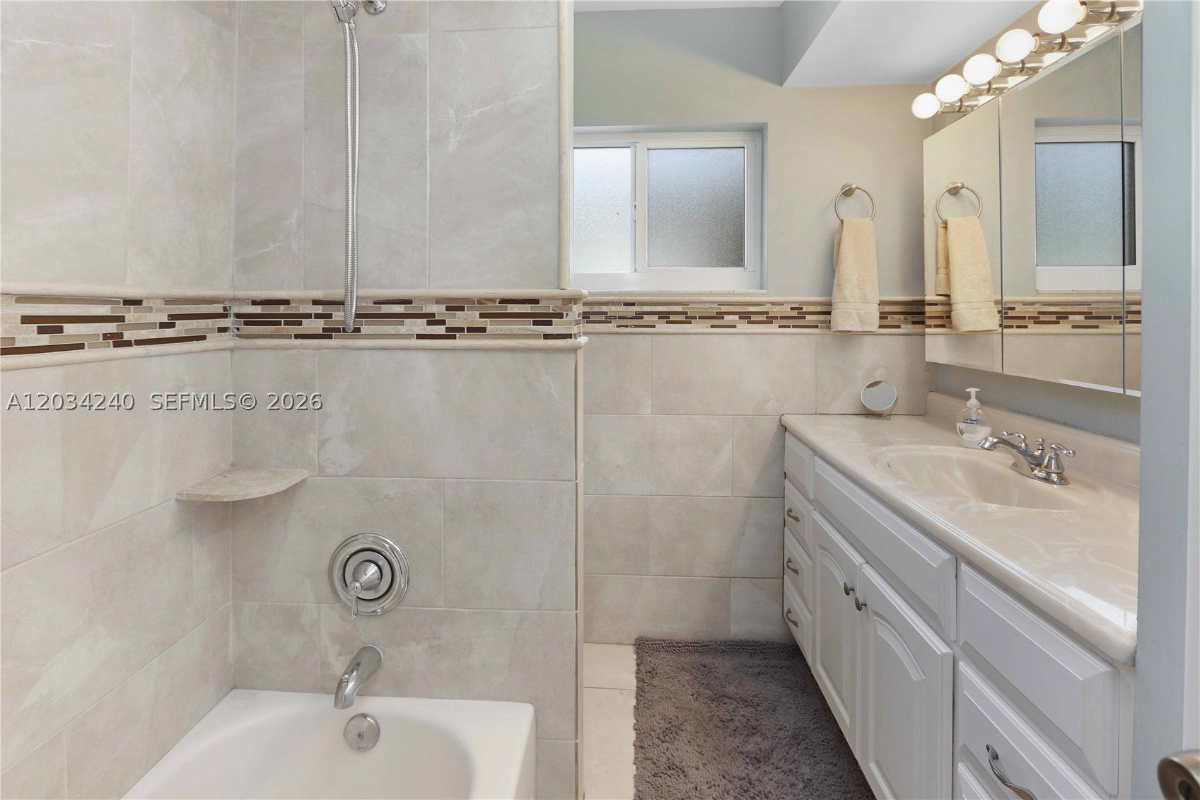 1324 Washington St, Hollywood, FL, 33019, USA, 3 Bedrooms Bedrooms, ,3 BathroomsBathrooms,Residential,Active,1324 Washington St,A12034240