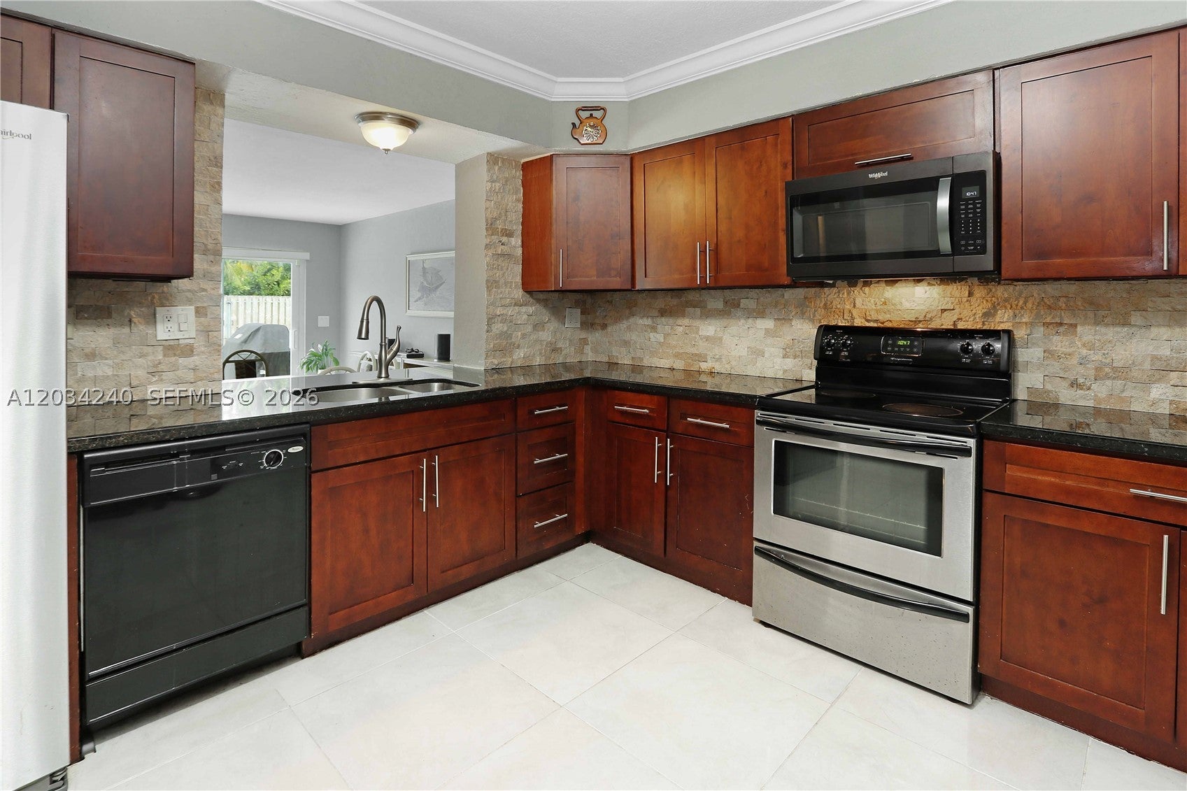 1324 Washington St, Hollywood, FL, 33019, USA, 3 Bedrooms Bedrooms, ,3 BathroomsBathrooms,Residential,Active,1324 Washington St,A12034240