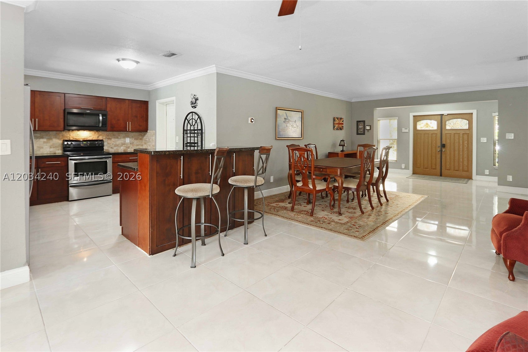 1324 Washington St, Hollywood FL 33019
