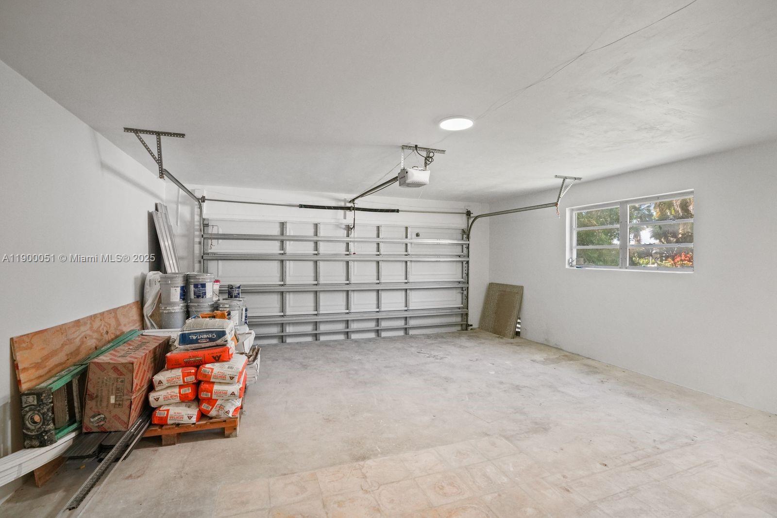 GREEN BRIAR ACRES - Residential Lease