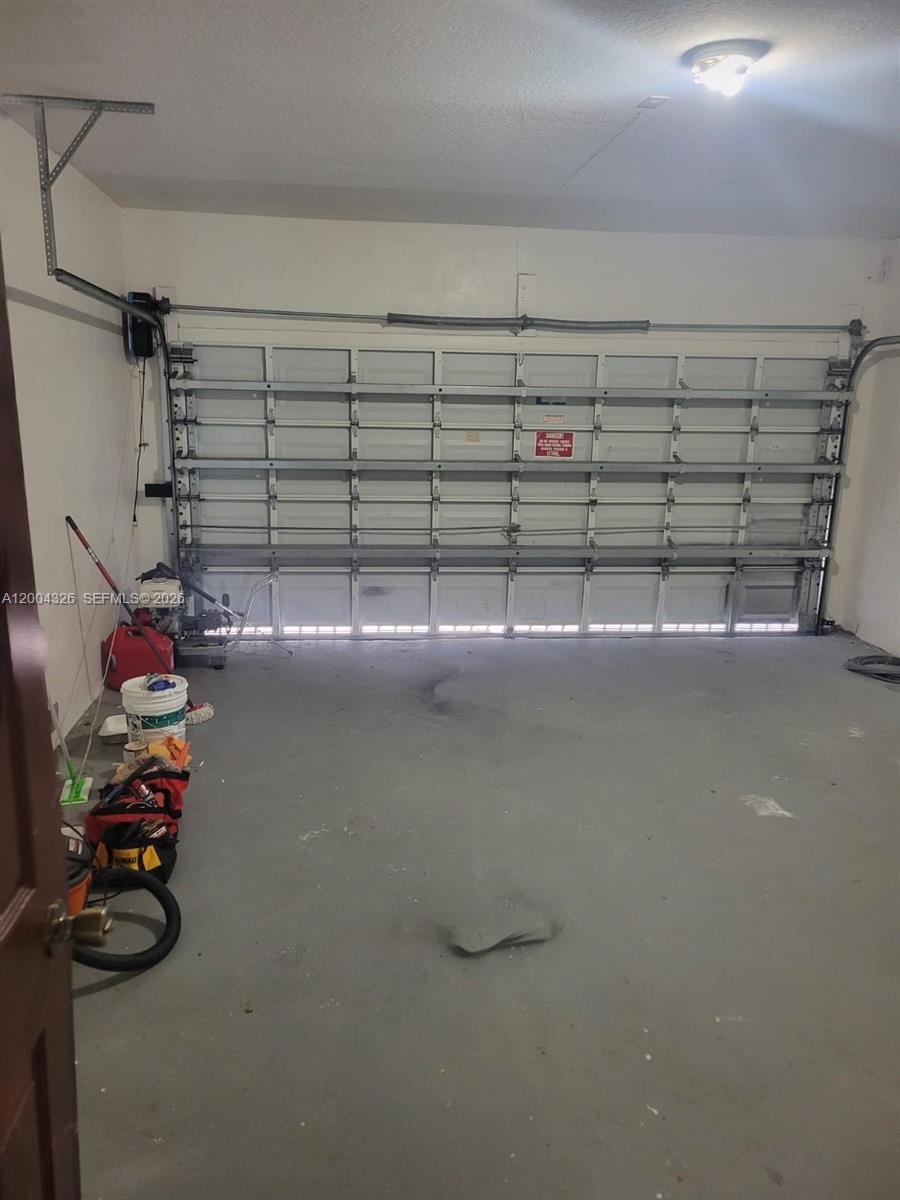 MIRENS PLACE - Residential