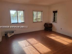 MIRENS PLACE - Residential