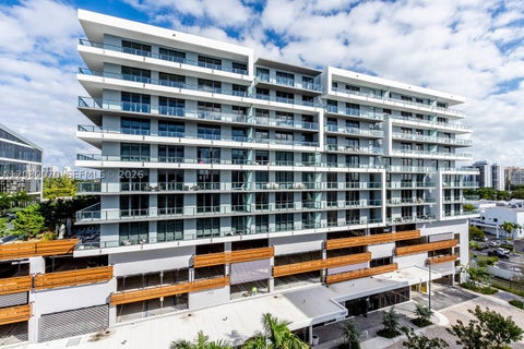 Photo of 2960 NE 207th St #1005, Aventura, FL 33180 (MLS # A12080070)