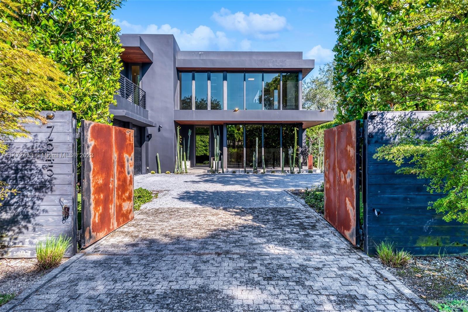 HIGH PINES REV PLAT OF 2N - Residential