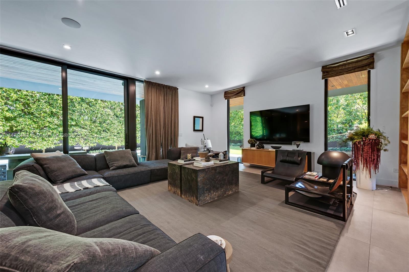 HIGH PINES REV PLAT OF 2N - Residential