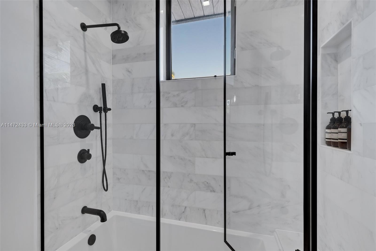 HIGH PINES REV PLAT OF 2N - Residential