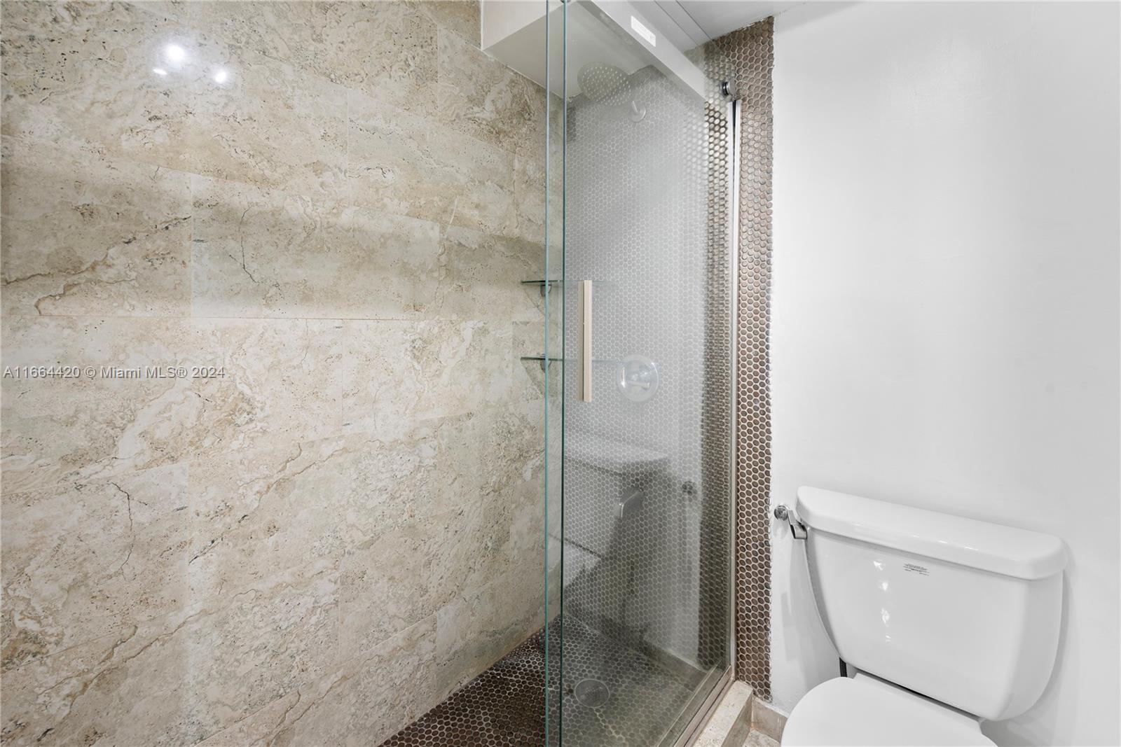 MAISON GRANDE CONDO - Residential