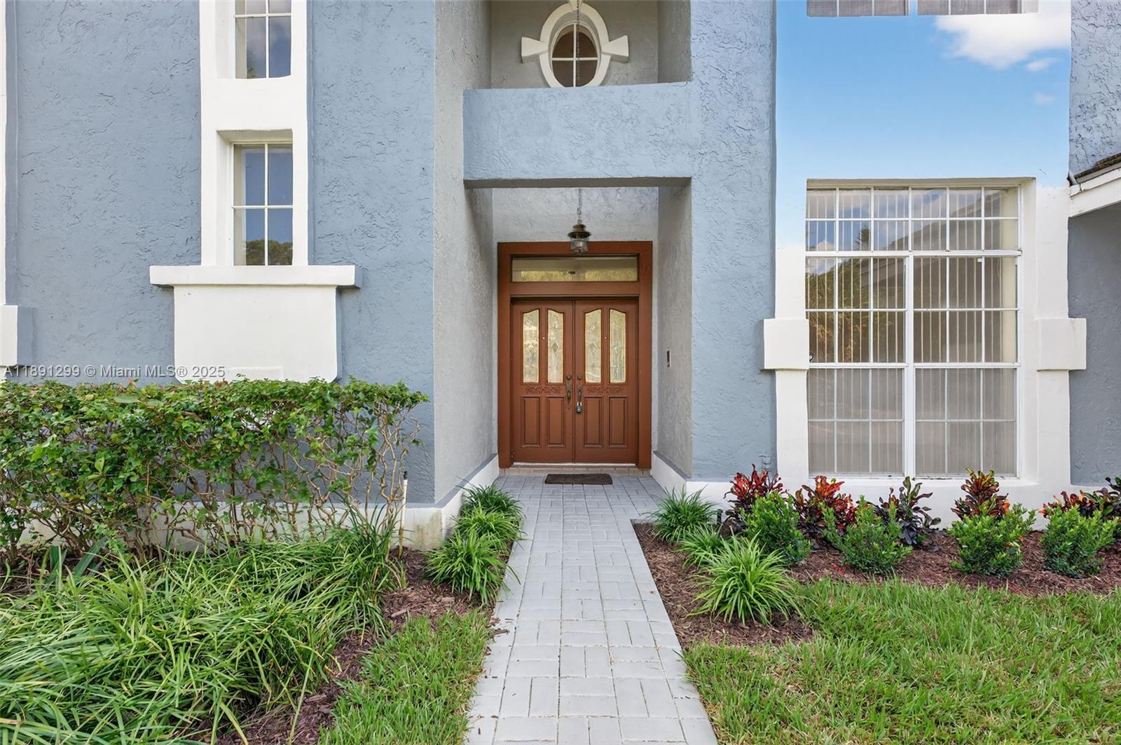 WOODSIDE VILLAGE SEC ONE - Residential