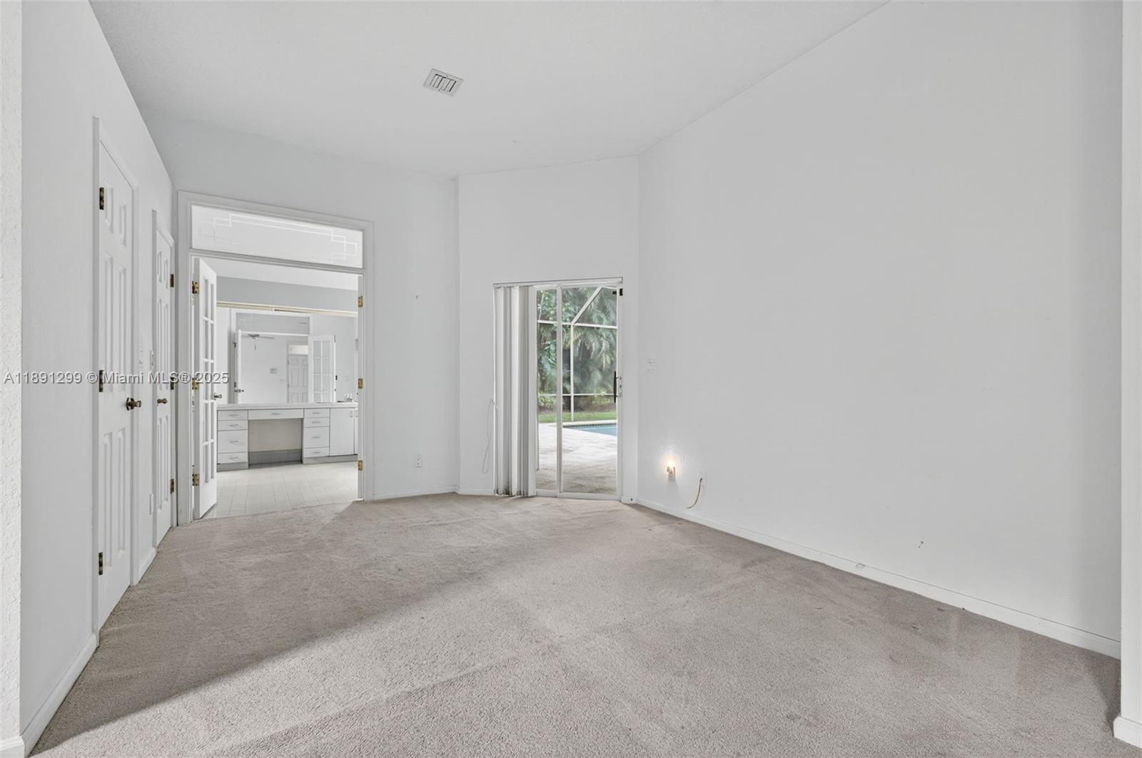 WOODSIDE VILLAGE SEC ONE - Residential