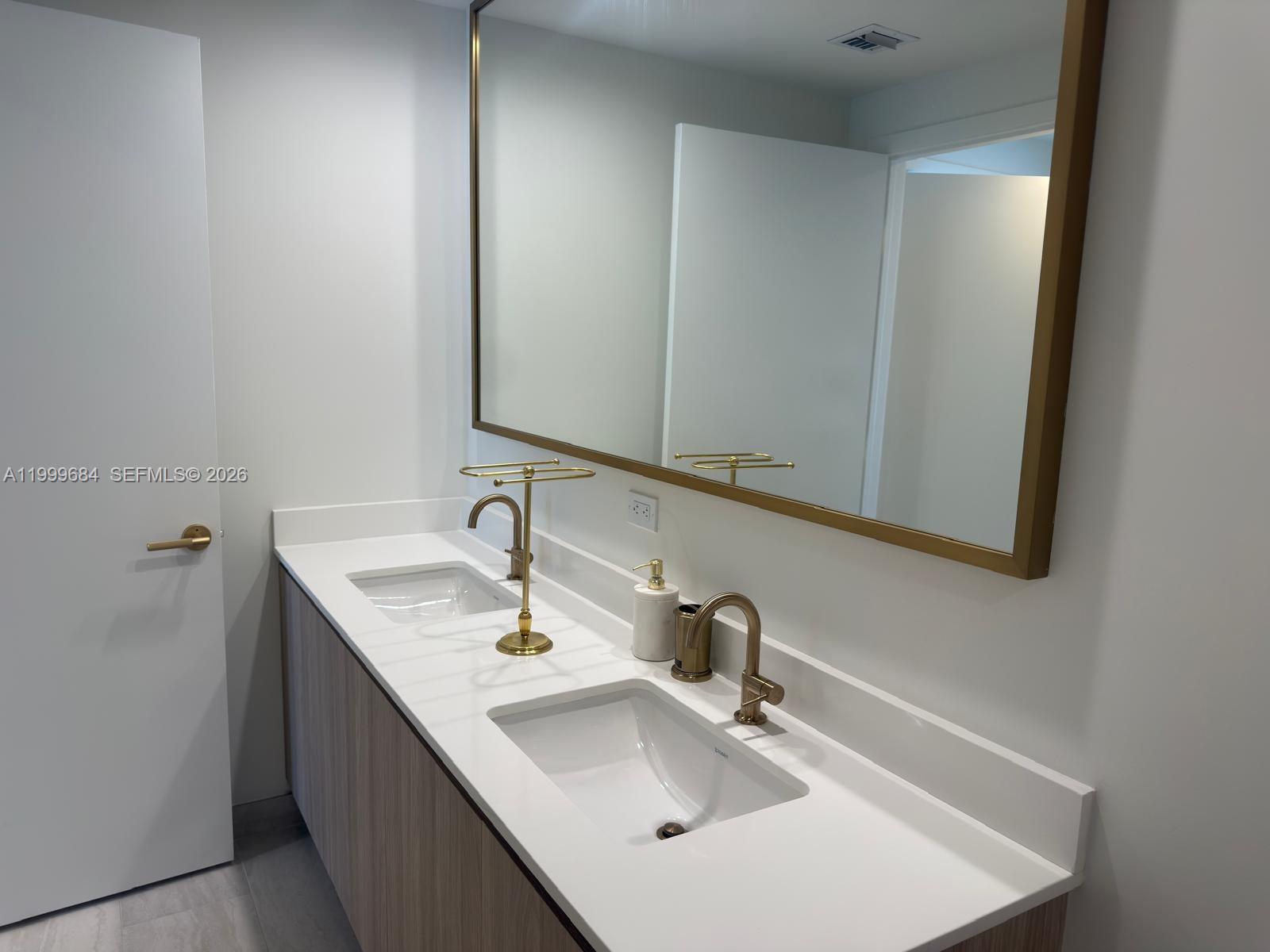 Viceroy Brickell Residence - Residential Lease