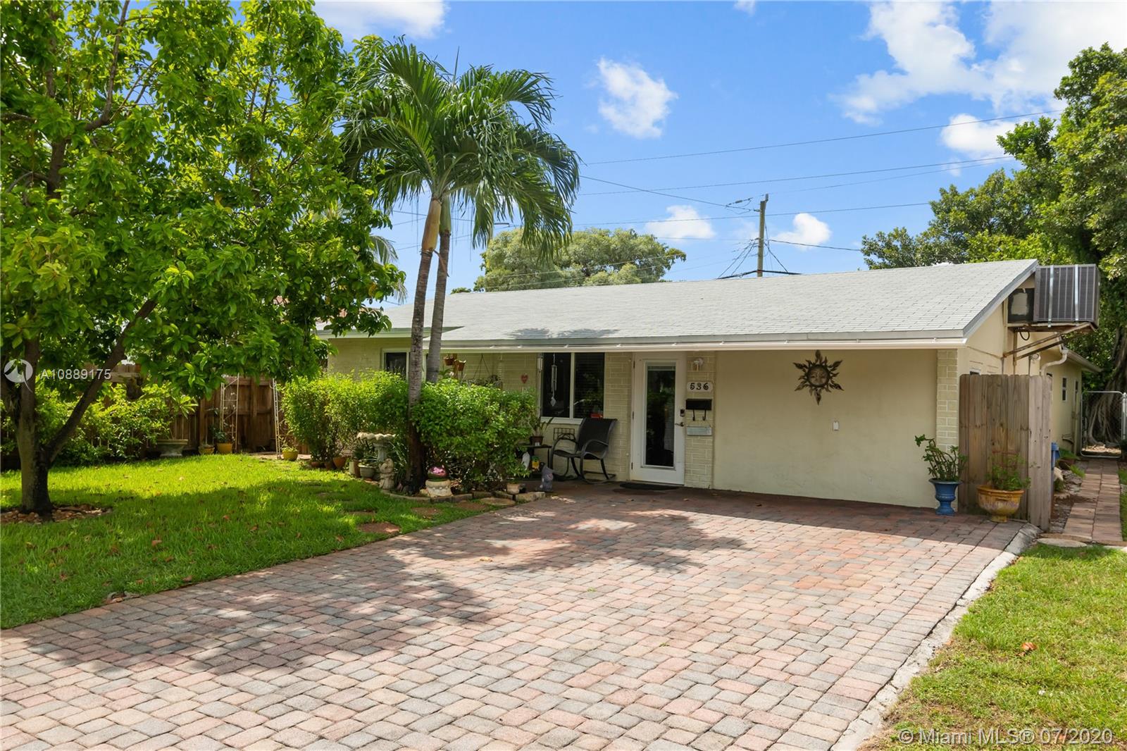 NORTH ANDREWS GARDENS - Residential