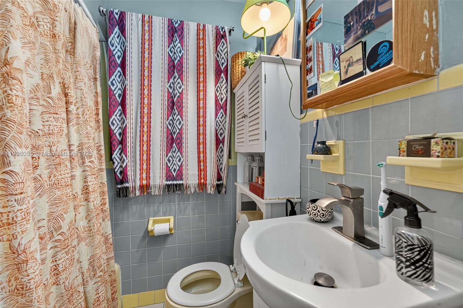 LAKE RIDGE - Residential Income