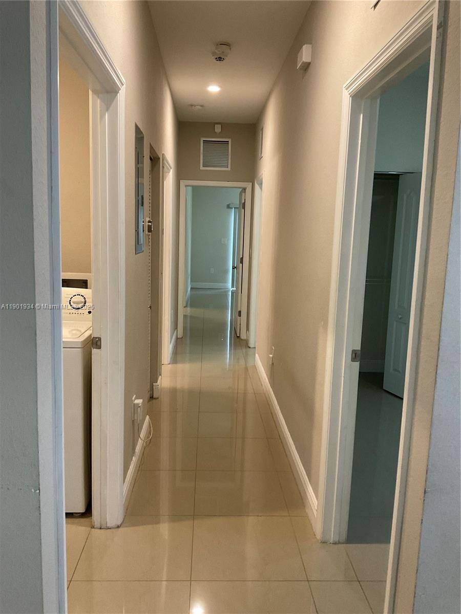 Floranada Center - Residential Income