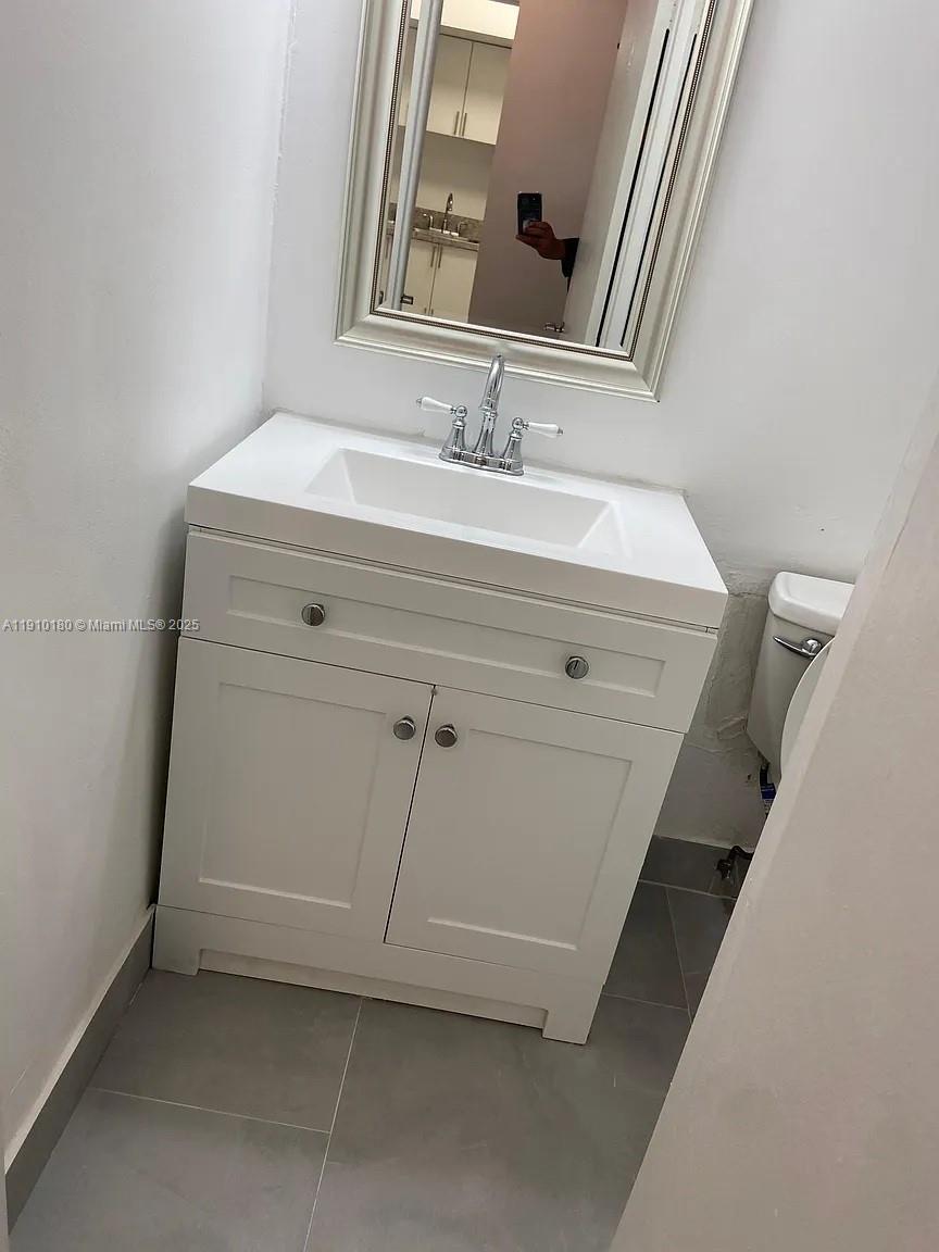 APRIL SONG CONDO - Residential Lease