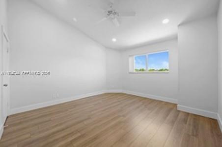 SUMMER LAKE - Residential