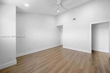 SUMMER LAKE - Residential