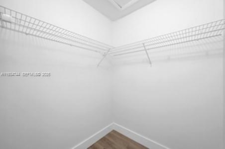 SUMMER LAKE - Residential