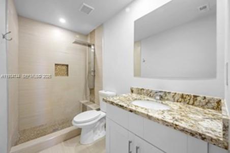 SUMMER LAKE - Residential