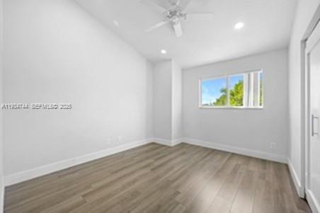 SUMMER LAKE - Residential