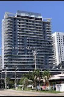 Unit 1509 at 1010 SW 2nd Ave offers a modern and spacious 2/2.5 + den layout with stunning views of the Brickell skyline. Featuring contemporary finishes, floor-to-ceiling windows, and a private balcony, this corner unit provides an abundance of natural light. With high-end amenities such as a rooftop pool, fitness center, and lounge areas, this unit is perfect for those seeking a comfortable and stylish urban lifestyle in the heart of Brickell, just steps from shops, restaurants, and public transit.