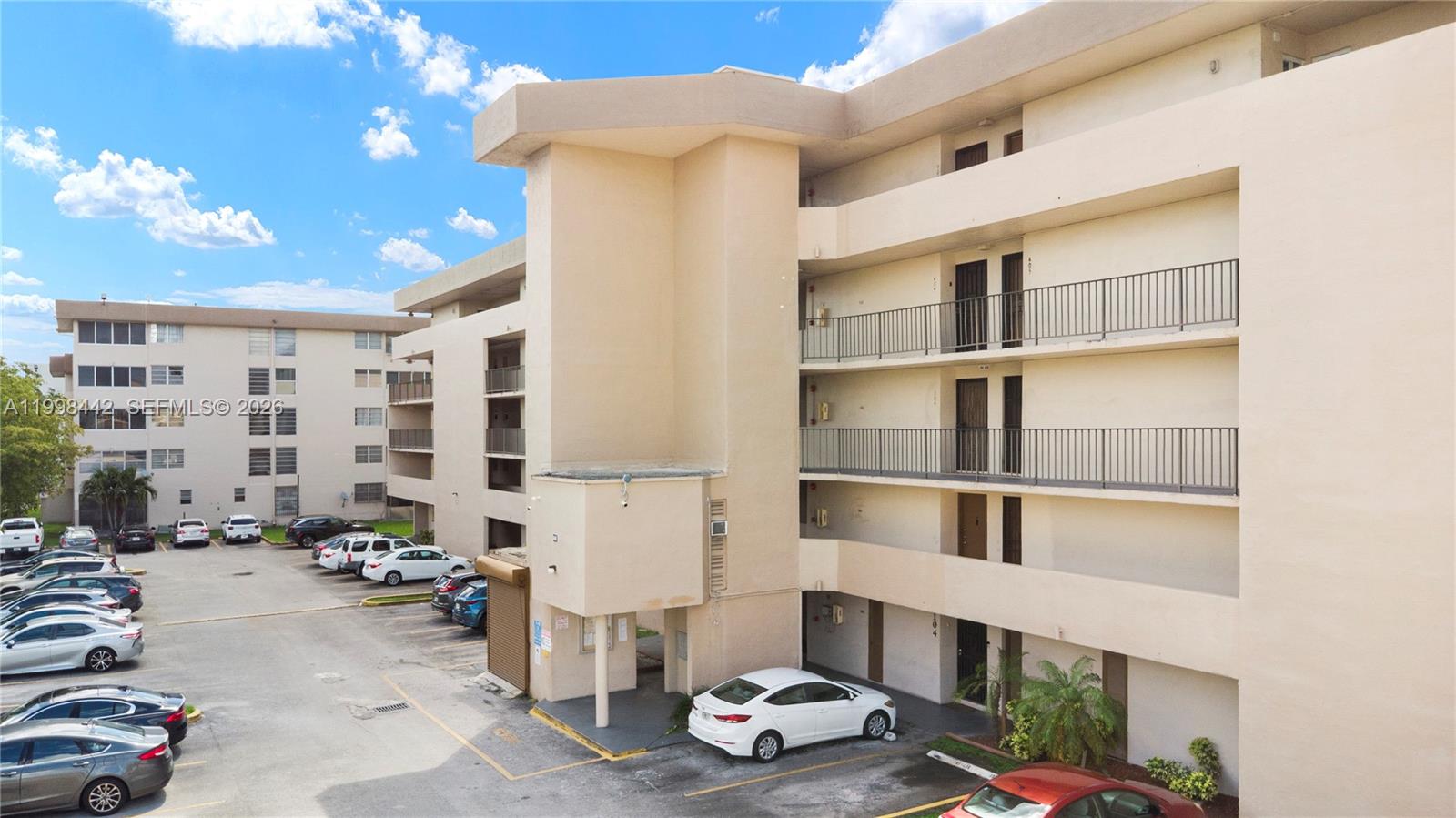 PINEBARK CONDO NO 2 - BLD - Residential