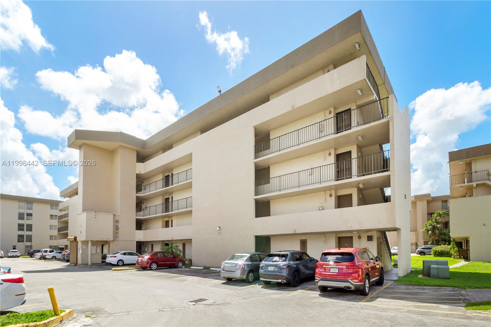 PINEBARK CONDO NO 2 - BLD - Residential