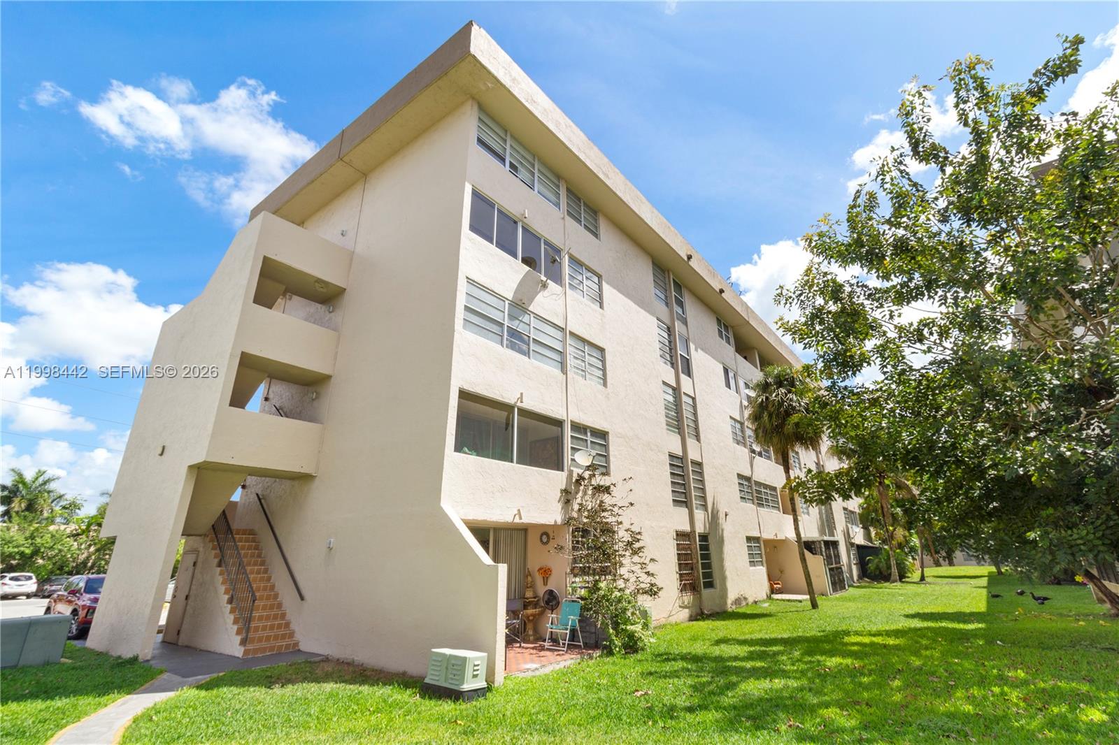 PINEBARK CONDO NO 2 - BLD - Residential