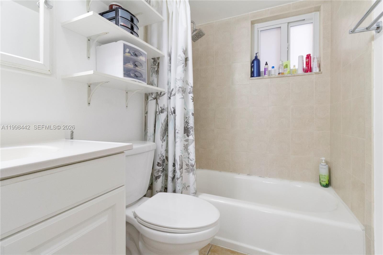 PINEBARK CONDO NO 2 - BLD - Residential