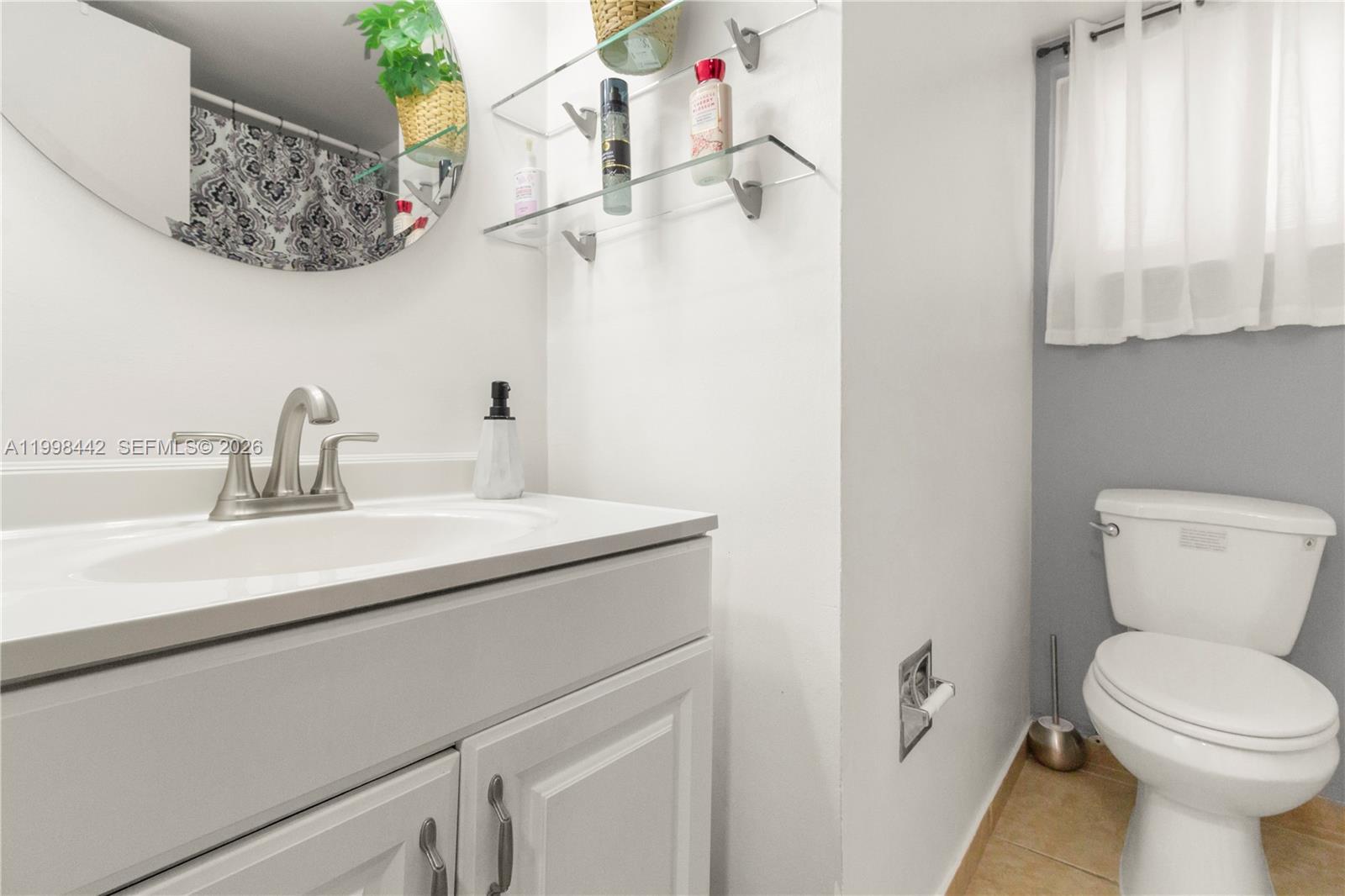 PINEBARK CONDO NO 2 - BLD - Residential