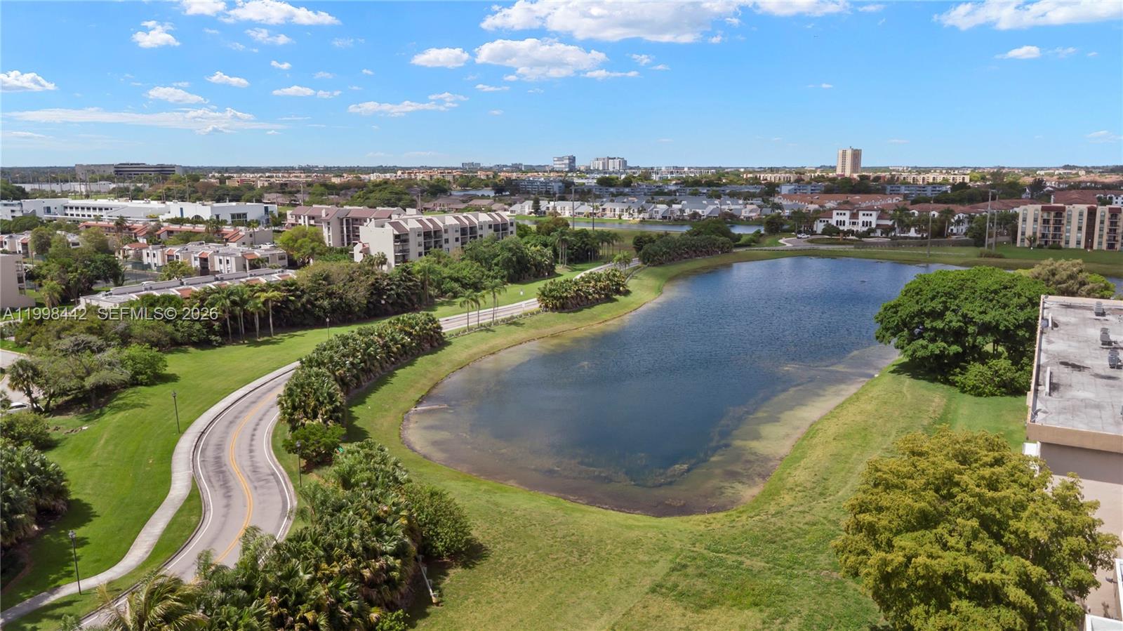 PINEBARK CONDO NO 2 - BLD - Residential