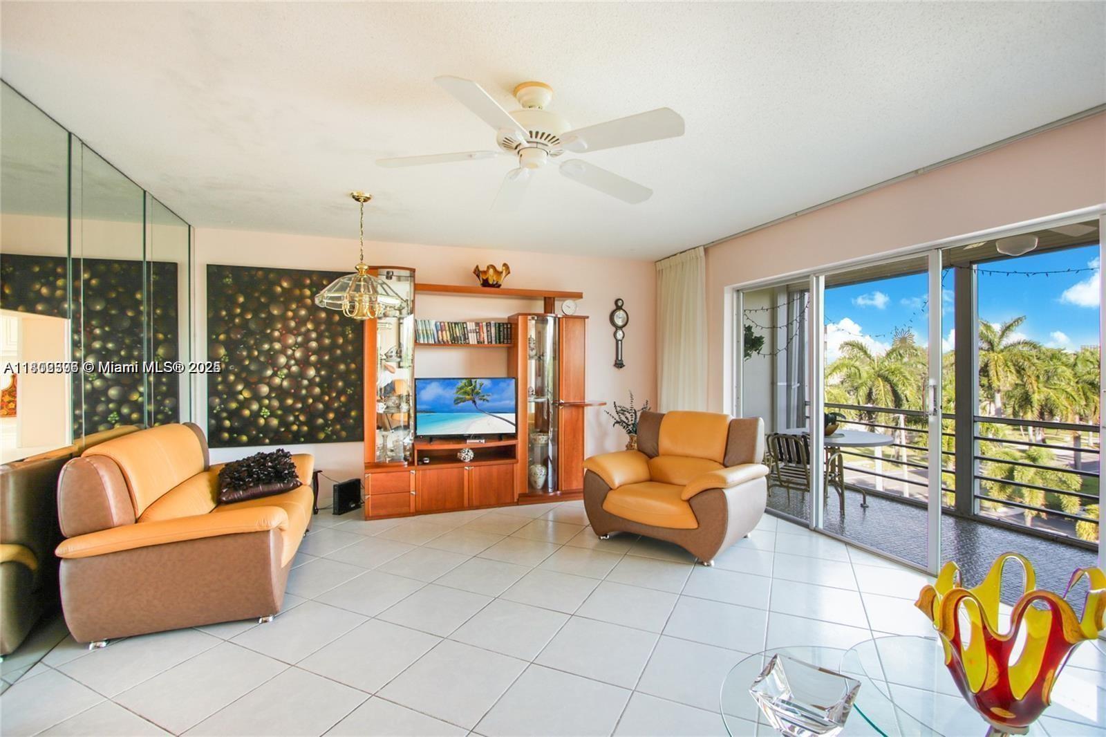 1425 Atlantic Shores Blvd 502, Hallandale Beach, Broward County, Florida - 2 Bedrooms  
2 Bathrooms - 