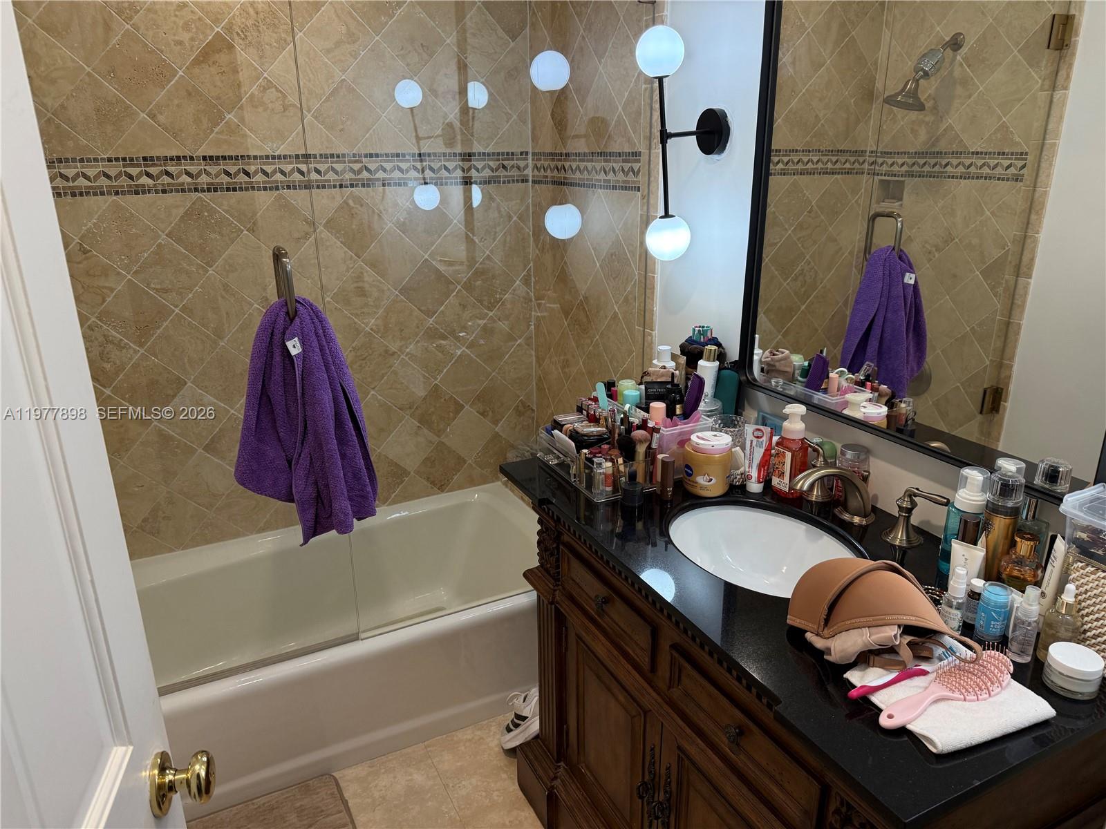 SALISBURY PARK RESUB - Residential Lease