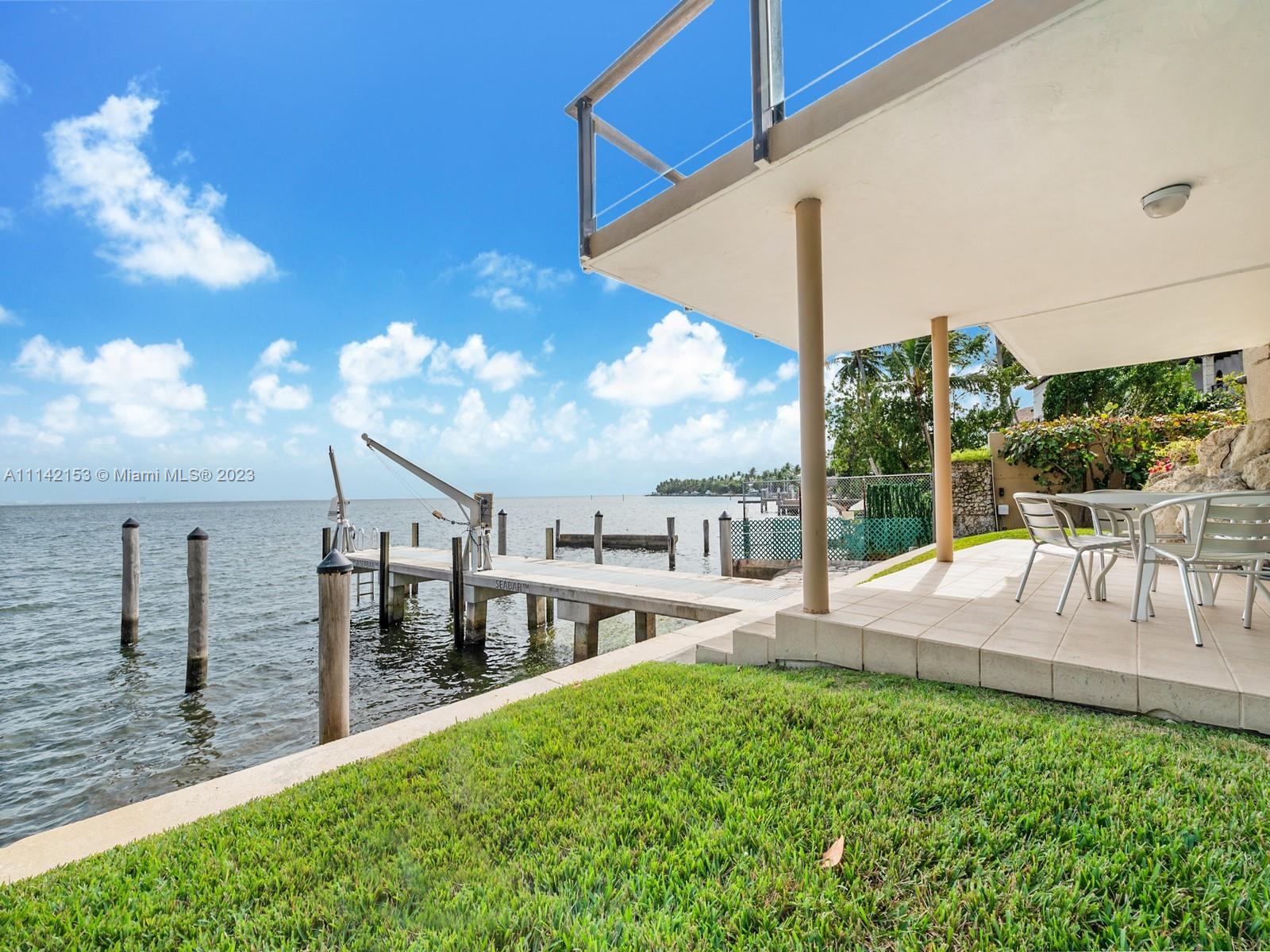 BAY HOMES SUB DB 338-23 - Residential