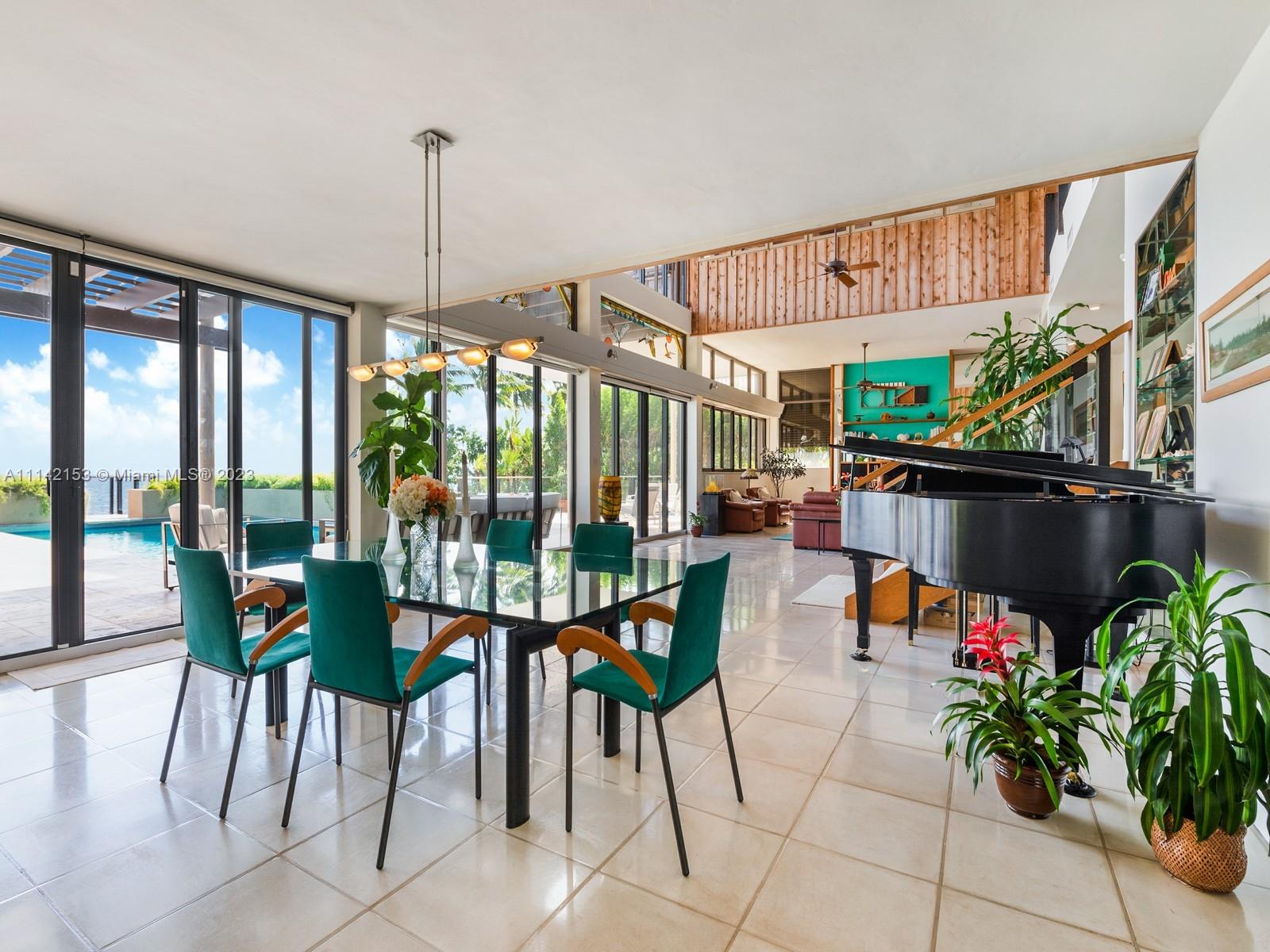 BAY HOMES SUB DB 338-23 - Residential