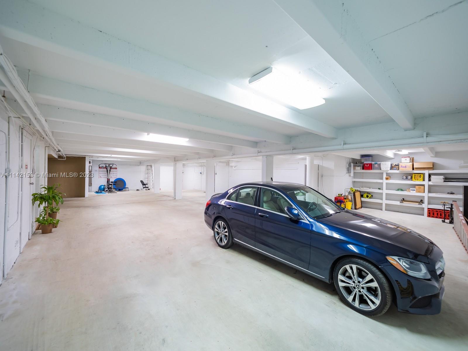 BAY HOMES SUB DB 338-23 - Residential