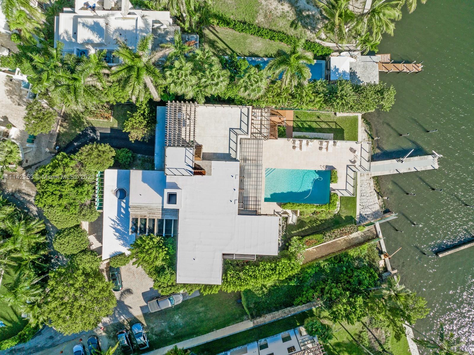 BAY HOMES SUB DB 338-23 - Residential