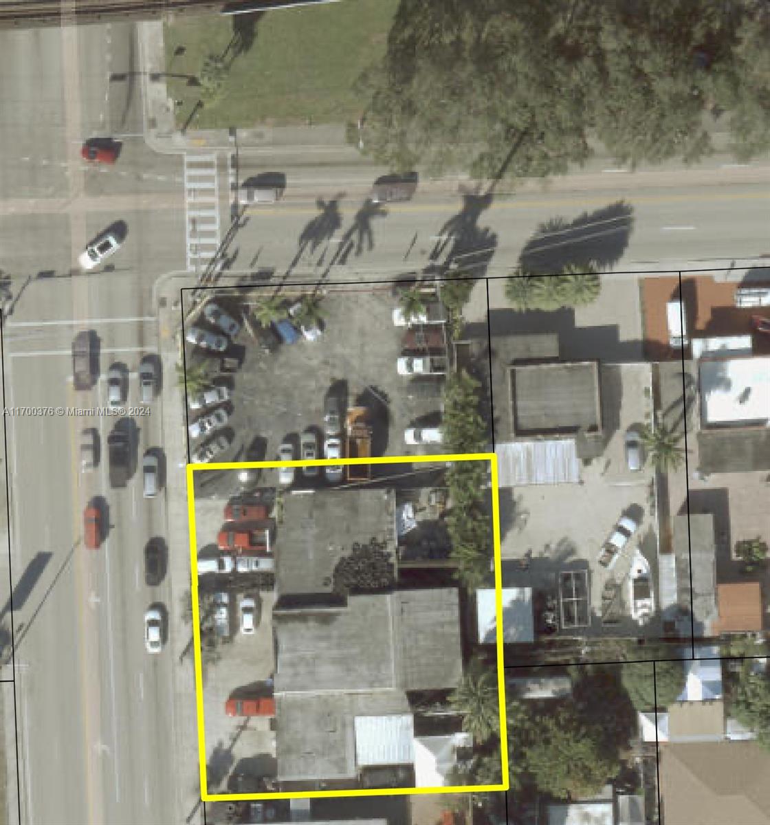 This is an incredible investment opportunity in a prime growing are! This listing includes two folios totaling 18,300 Sqft of land (#04-3108-007-0580 and #04-3108-007-0420) 6500 SQFT currently operating as a car dealership. The property also features a business lease with 3 years remaining, ensuring immediate income potential. Its strategic location and current use make it ideal for investors or business owners looking to expand or redevelop. With excellent visibility and accessibility, this site is perfect for a variety of commercial uses.