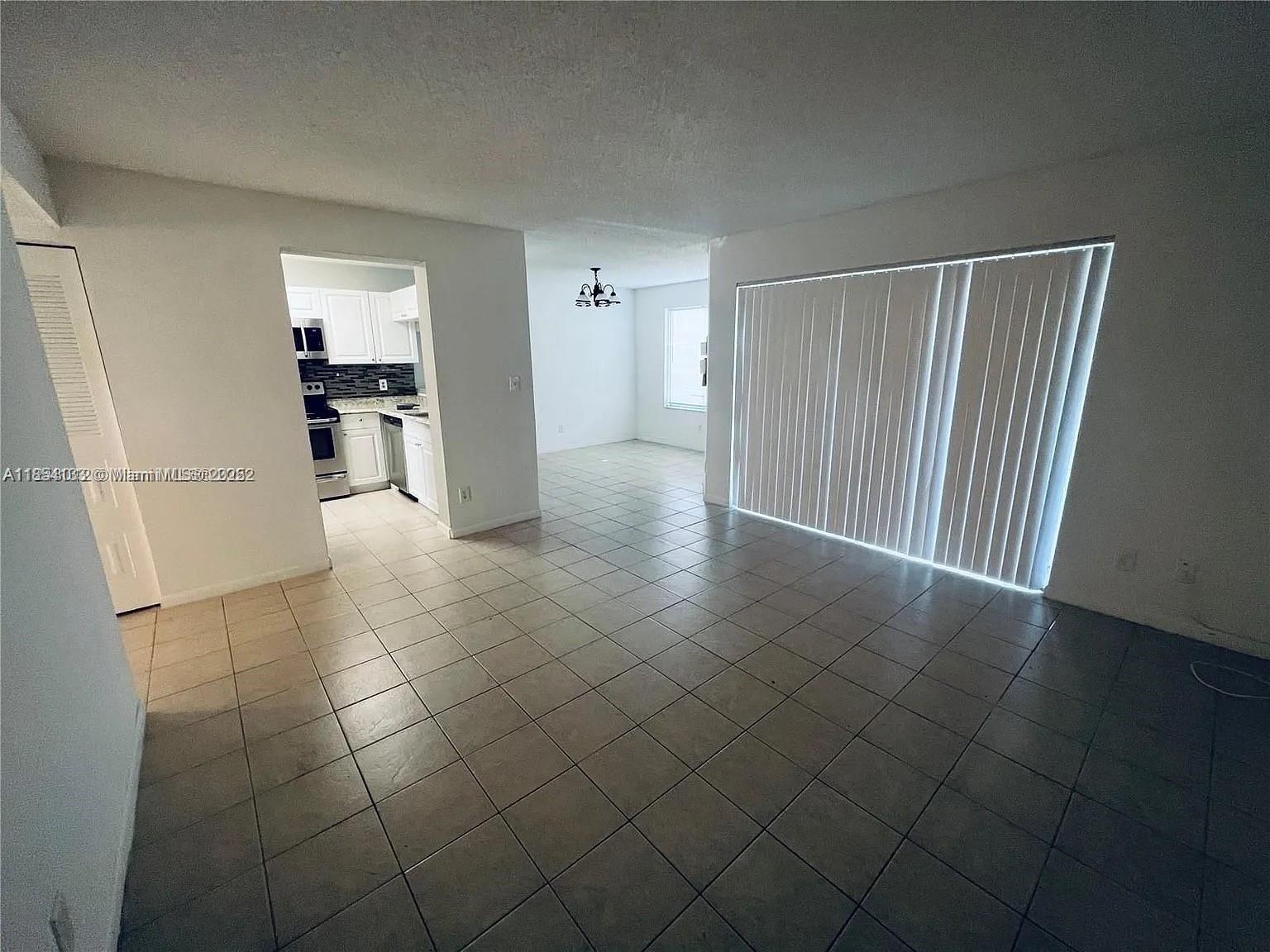 NAPOLI GARDENS AT CORAL S - Residential Lease