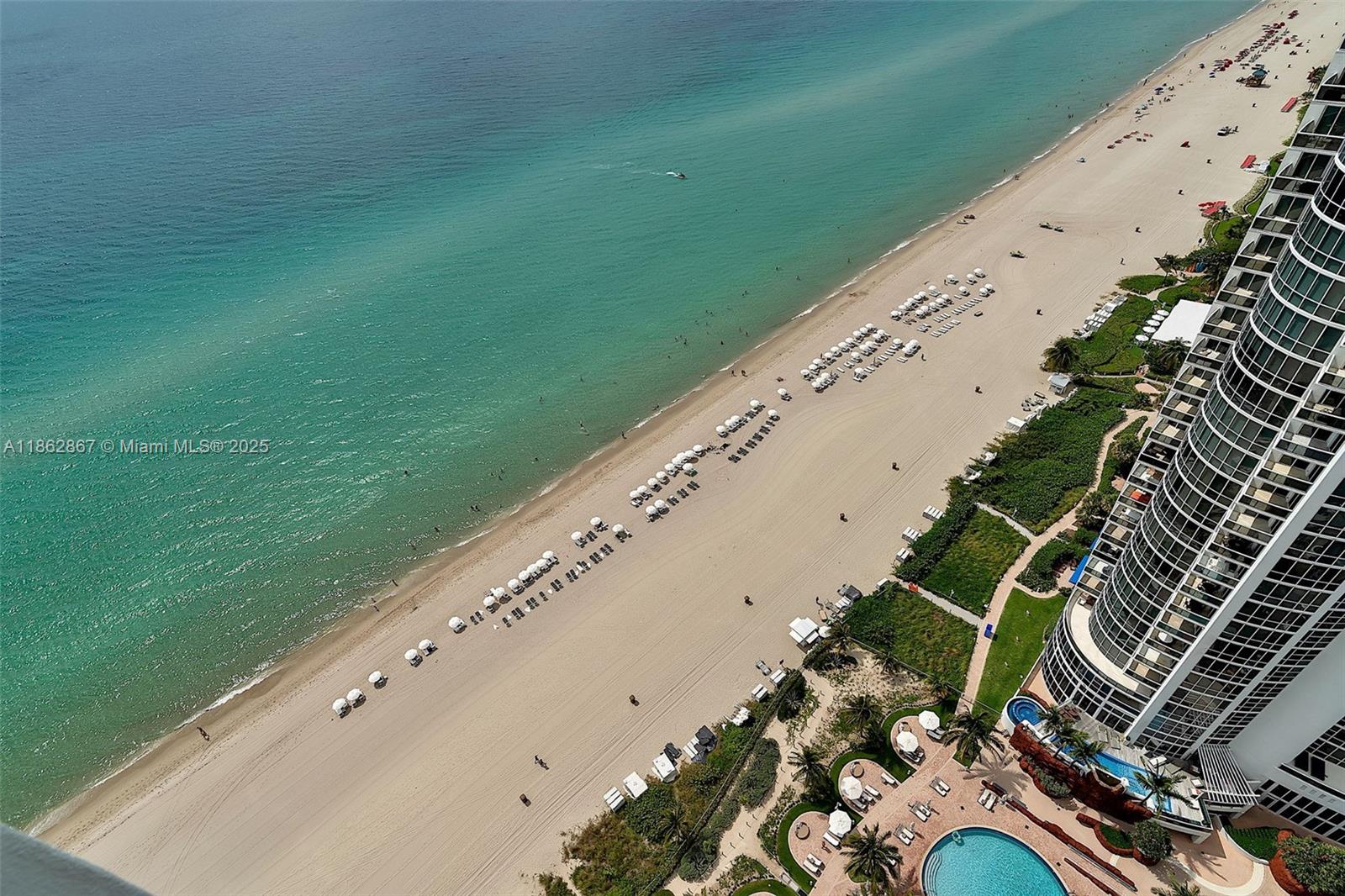 TRUMP ROYALE CONDO - Residential