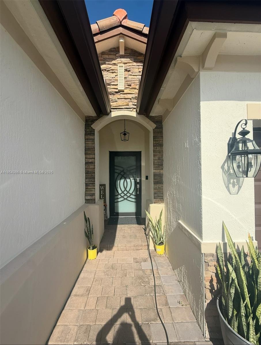 SILVER PALMS MIDTOWN - Residential