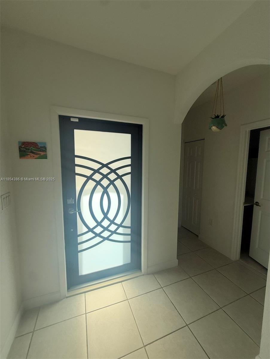 SILVER PALMS MIDTOWN - Residential