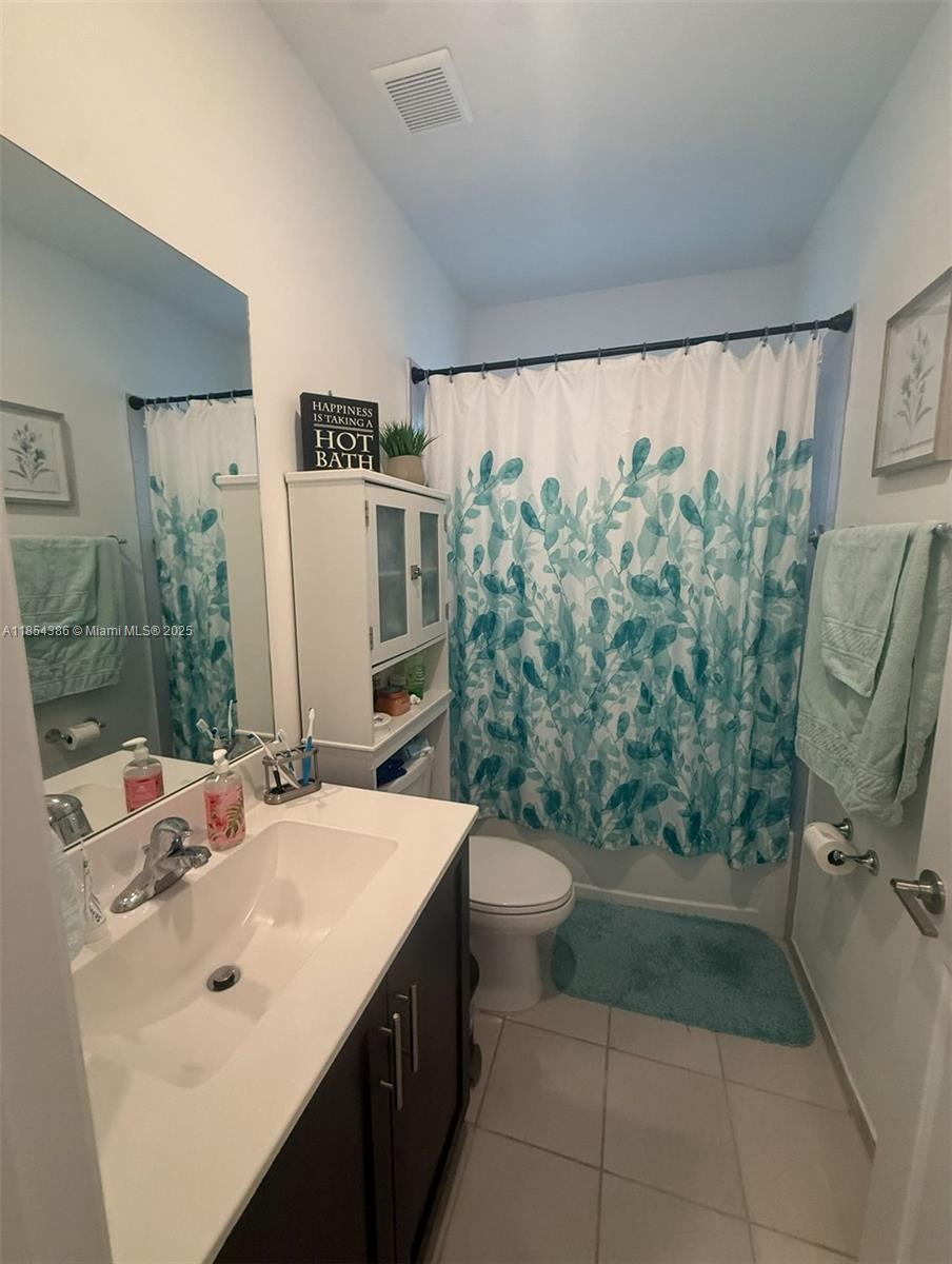 SILVER PALMS MIDTOWN - Residential