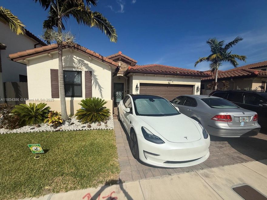 Spacious 3BR/3BR single family in the heart of Princeton! Featuring modern finishes, impact windows, living room, family room, and dining room, has brand new water filters, and bright kitchen with ample stories. Conveniently located near shopping, dining, schools, and major highways. Ideal for families! Open House Saturday November 15 from 3-7 P.M. Food and drinks will be provided.