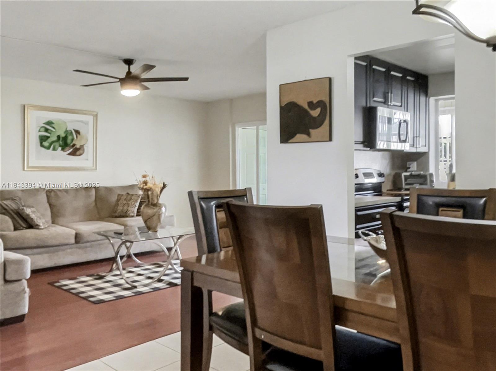 LIME BAY CONDOMINIUM 7 - Residential