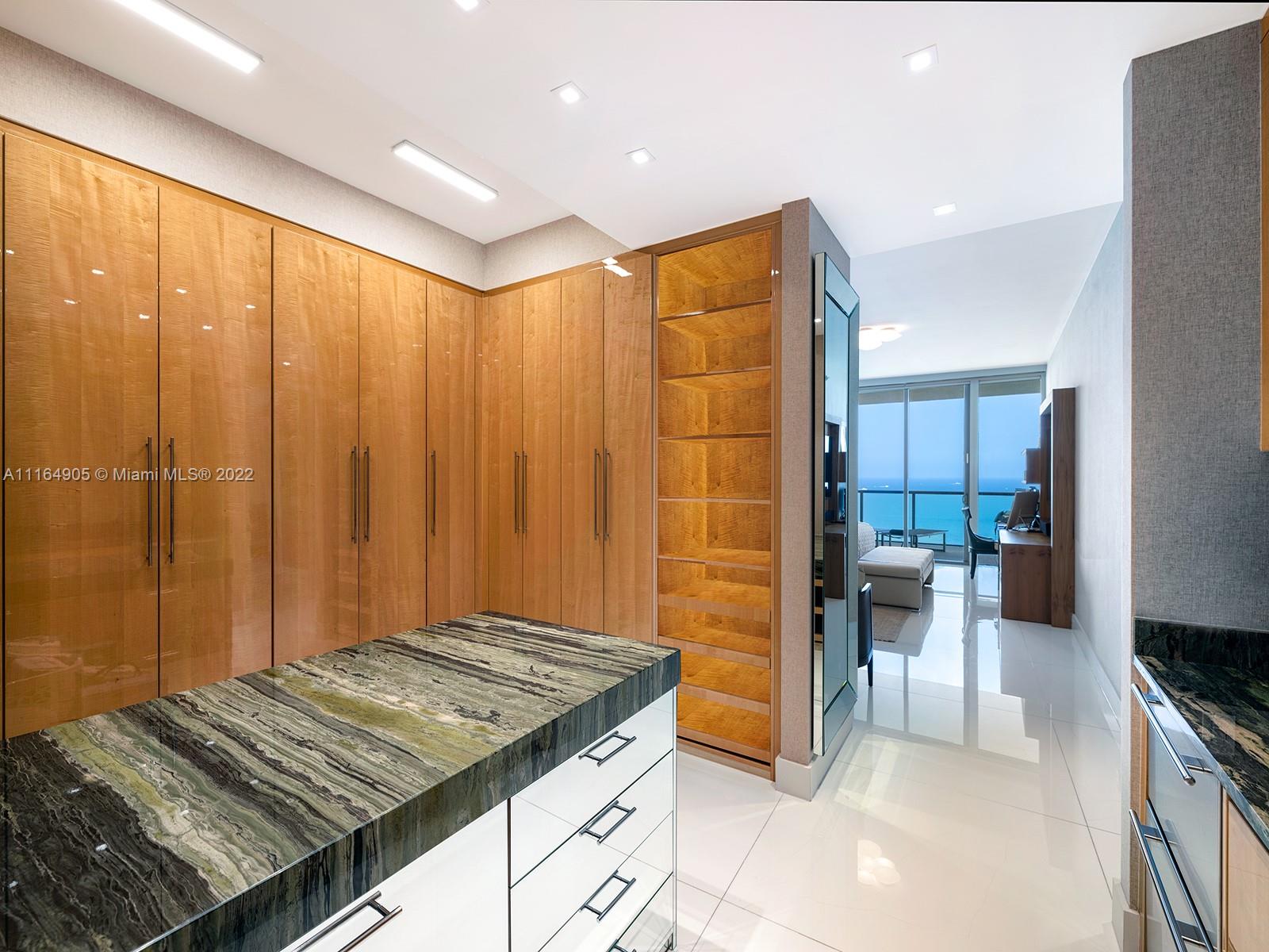 BAL HARBOUR NORTH SOUTH C - Residential