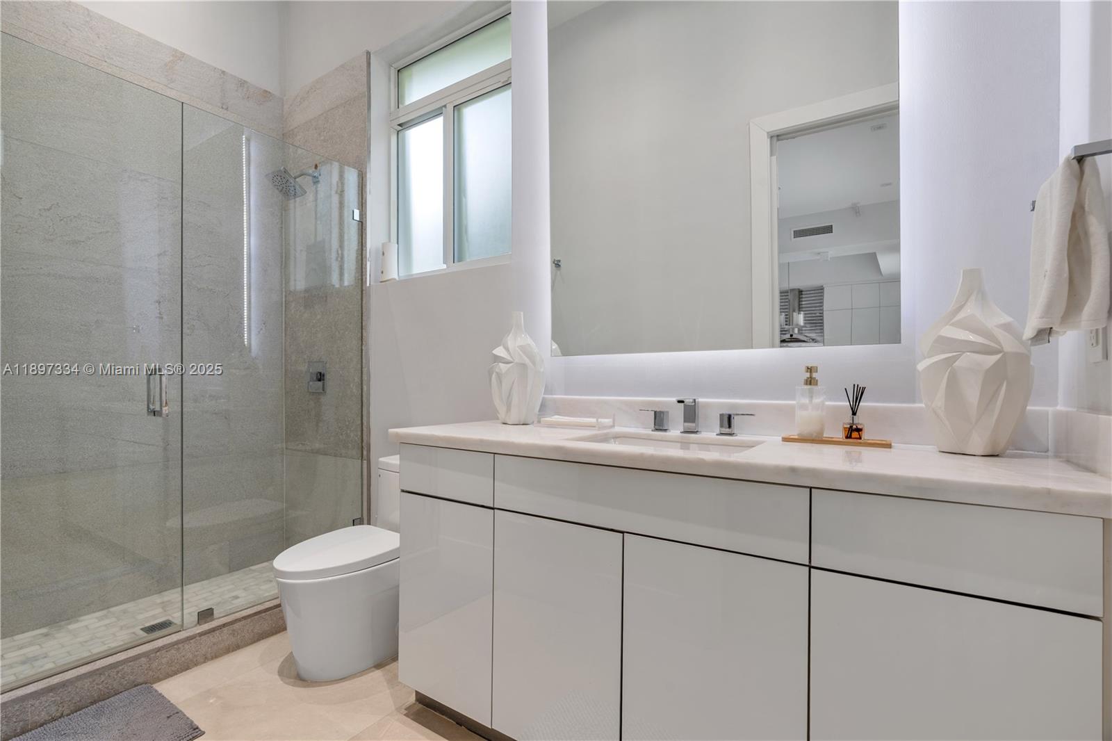 CHAPMAN CORNER - Residential