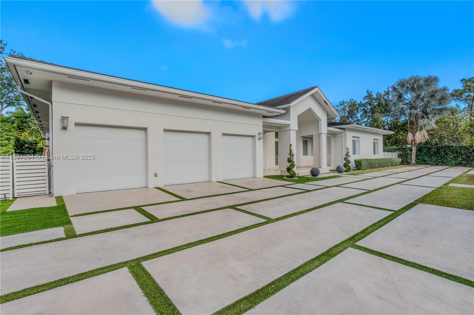 CHAPMAN CORNER - Residential