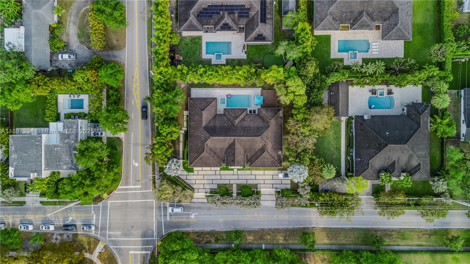 CHAPMAN CORNER - Residential